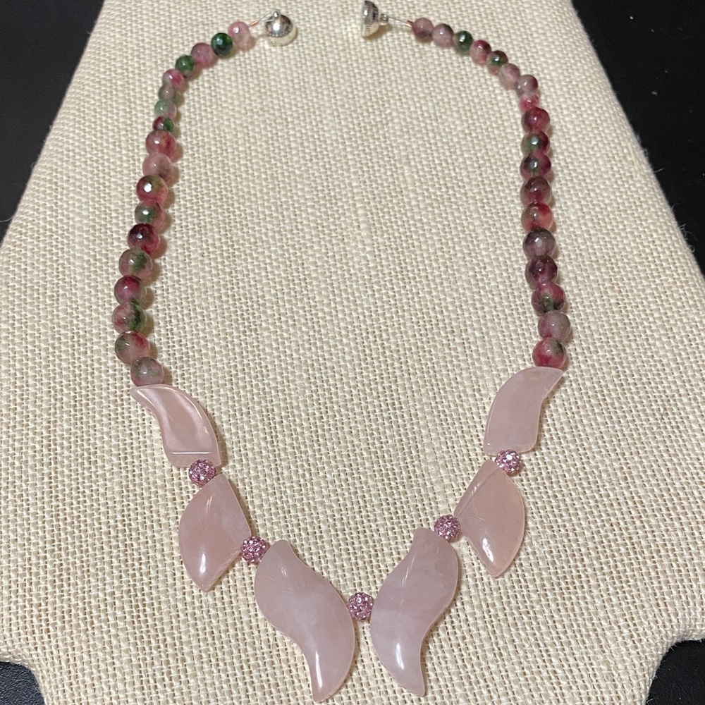 Elegant Artisan Natural Rose Quartz & Pomegranate Jade gemstone 17” Necklace